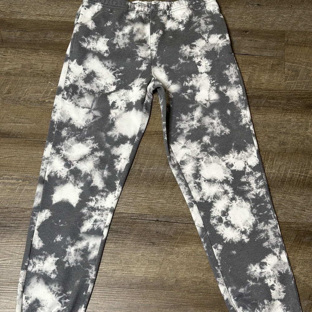 Grayson Threads Gray and White sweats